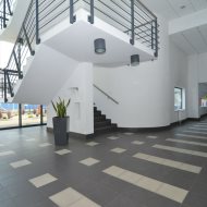 320 m2 pom. biurowo-magazynowe klima parking