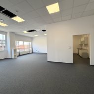 320 m2 pom. biurowo-magazynowe klima parking