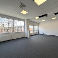 320 m2 pom. biurowo-magazynowe klima parking