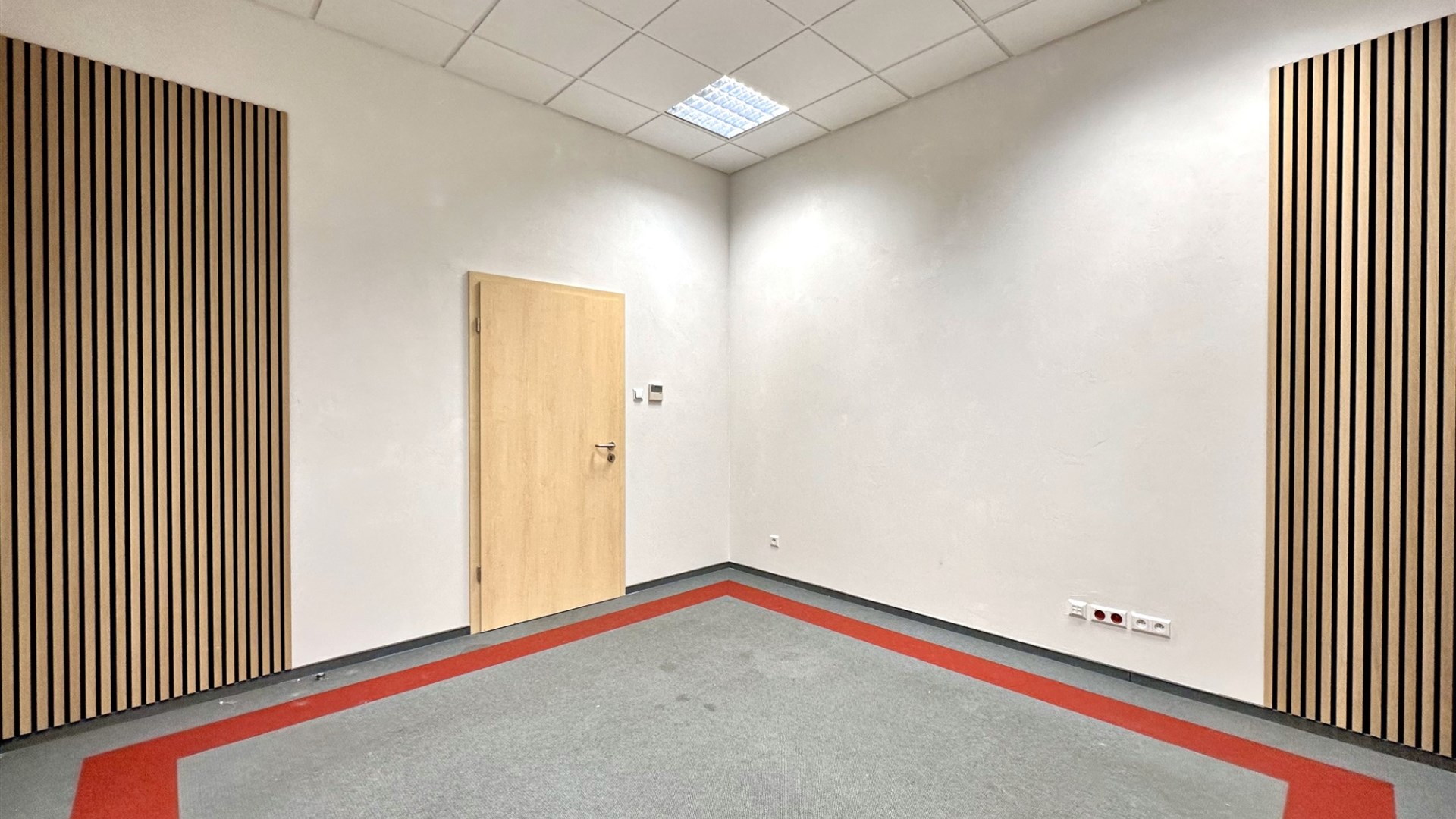 pomieszczenie biurowe 15 m2 klimatyzowane