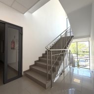 2 pomieszczenia biurowe 48 m2 parking