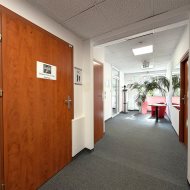 pomieszczenie biurowe 18,44 m2 klima parking