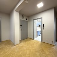 85 m2 - 4 pokoje +miejsce postojowe w garażu
