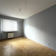 85 m2 - 4 pokoje +miejsce postojowe w garażu