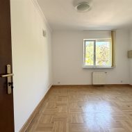 120m2; 5 pokoi; winda; garaż-1; komórka lokatorska