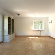 120m2; 5 pokoi; winda; garaż-1; komórka lokatorska