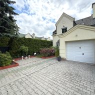 Segment skrajny 126m2 działka 235m2 garaż klima