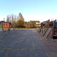 Segment skrajny 126m2 działka 235m2 garaż klima