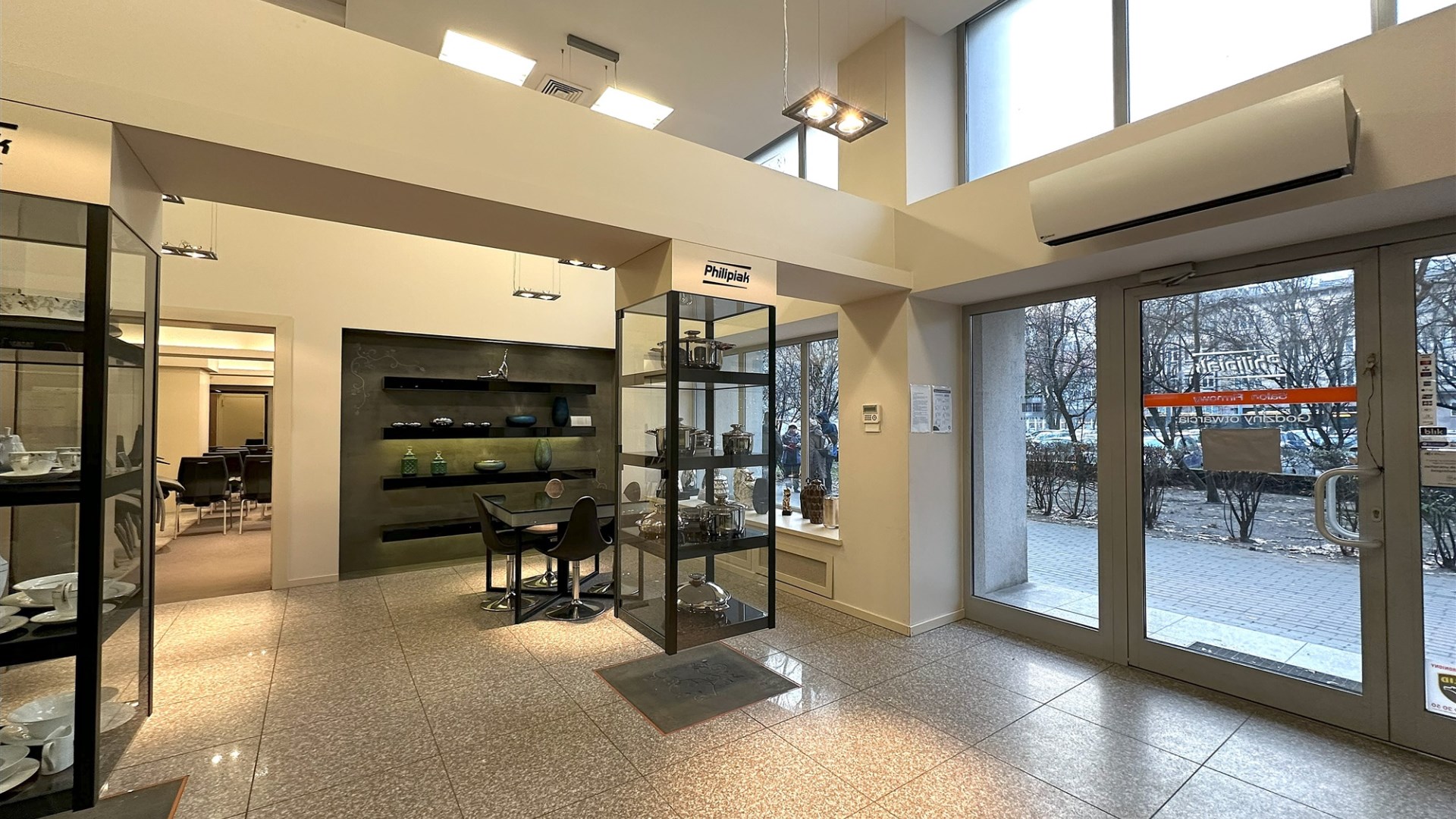 291,64 m2 lokal usługowy ul. Piotrkowska 