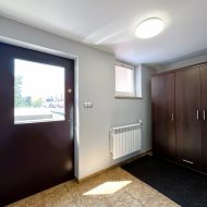 34 m2 powierzchnia biurowa duży parking klima