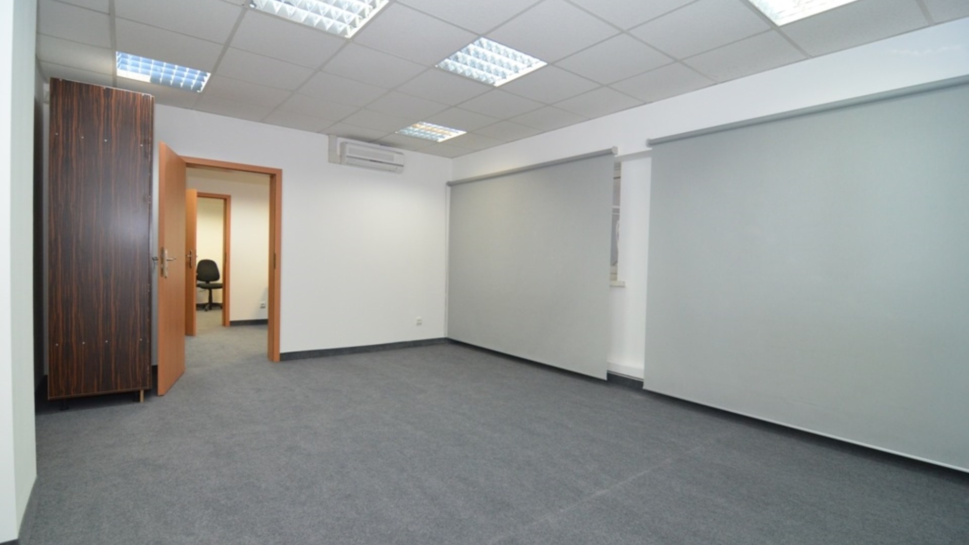 8 pom. biurowych 192,60 m2 klima parking
