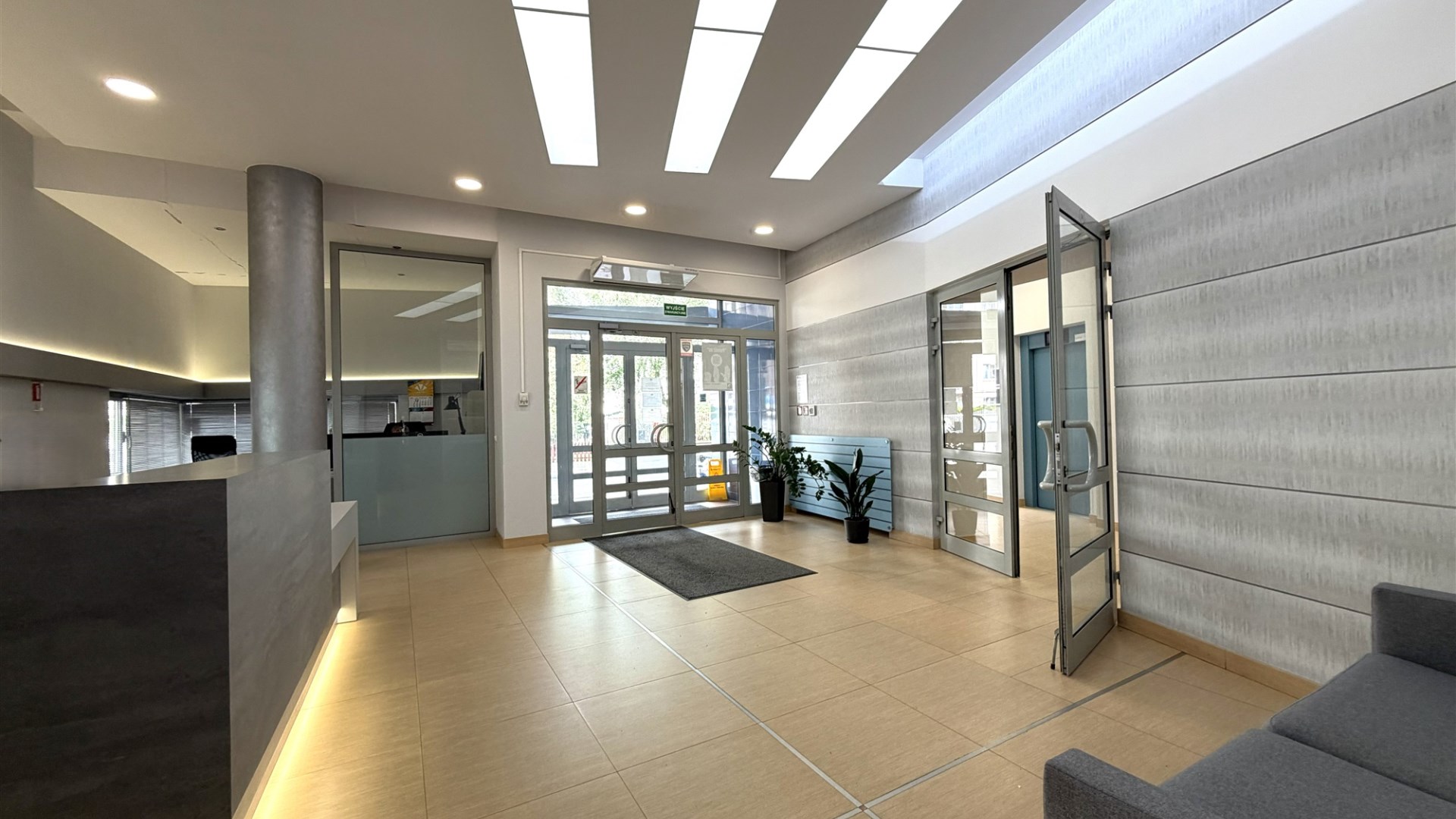 segment biurowy 415,58 m2 klima parking metro