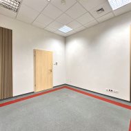 pomieszczenie biurowe 16,20 m2 klimatyzowane