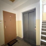 59,90 m2 3 pokoje Os. Staszica rozkładowe winda