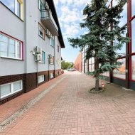 Biurowiec 588 m2 30 m.postojowych światłowód klima