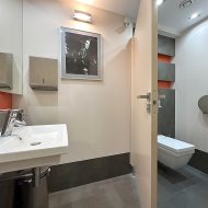 292 m2 lokal usługowy ul.Piotrkowska klima witryny
