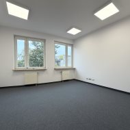 pokój biurowy 36,90 m2 klima m.parkingowe metro