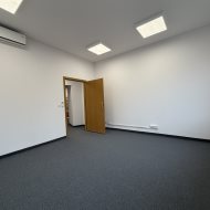 pokój biurowy 36,90 m2 klima m.parkingowe metro